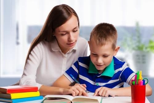 5 Cara Bantu Si Kecil Belajar Ujian